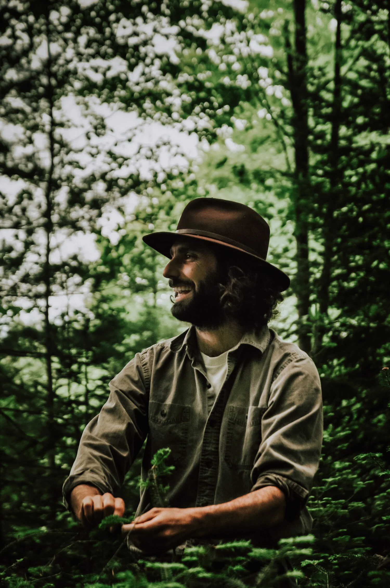 Producteur local dans son atelier